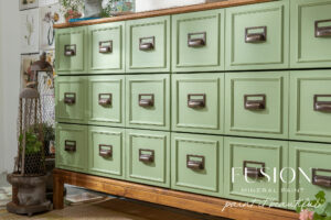 Conservatoryapothecarychest